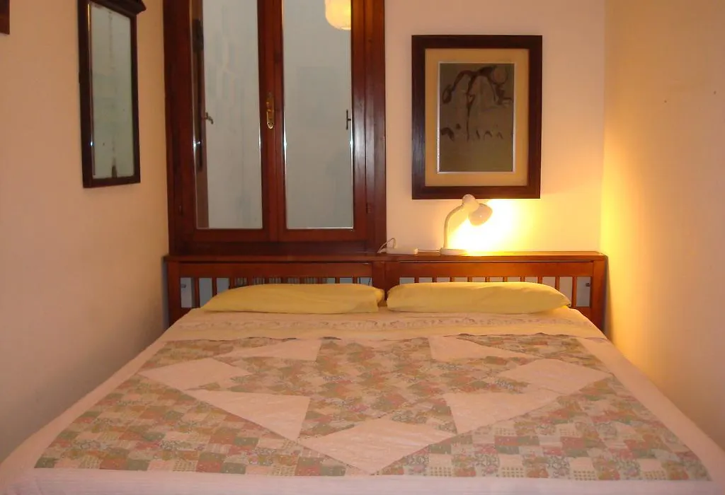 Cristina House-1
